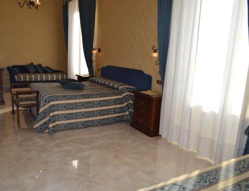 Toledo, Neapel (Foto 9)