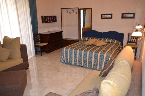 Toledo – Naples, CO