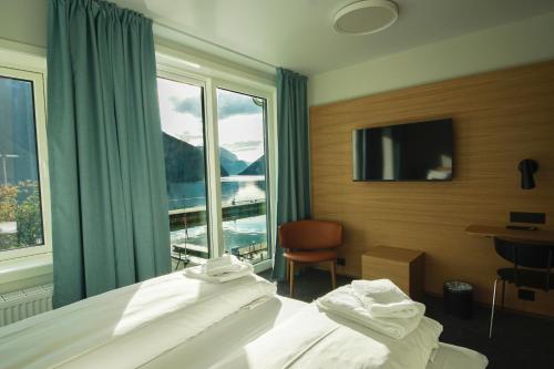 Klingenberg Hotel - Årdal Room Type - Double Room with Sea View