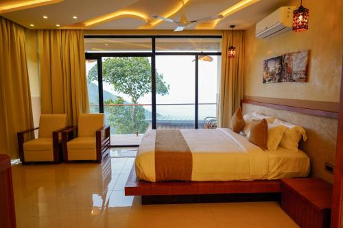 Kilátás, Mount Stratus Resort in Puduppadi