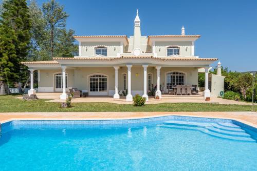 Swimming pool, Quinta das Laranjeiras in Boliqueime