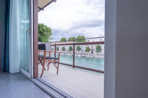 CABANON studios Room Type - Suite with Lake View