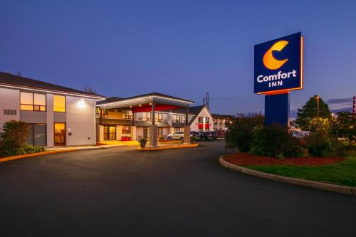 设施服务, 凯富酒店 (Comfort Inn) in 哈利法克斯(NS)