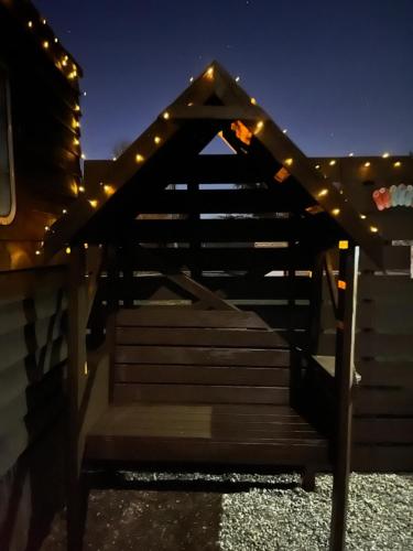 Iekārtas, Donegal Cabin with Hot tub Option in Burt