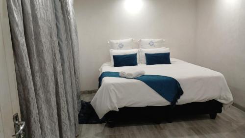 Russell's Rest Rooms in Soweto