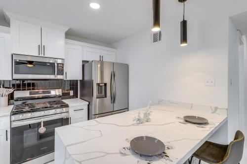 Chic Houston Apartment - 2 Mi to U of H Campus in Houston, USA
