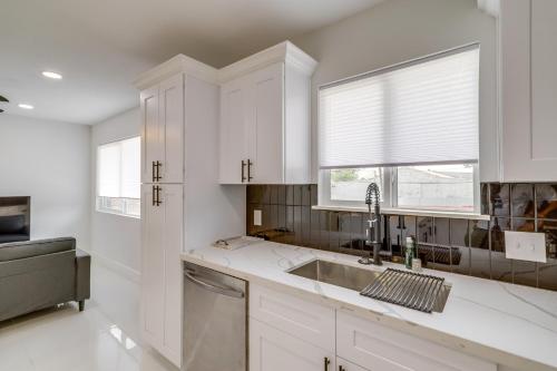 Chic Houston Apartment - 2 Mi to U of H Campus in Houston, USA