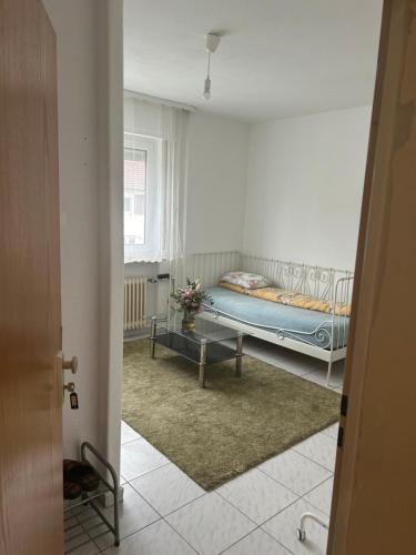 1 Zimmer wohnung In der Nähe vom Frankfurter Flughafen - Kelsterbach