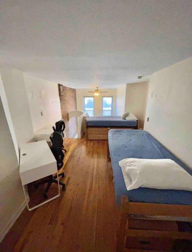 330- Unique Uptown W Lofted Bedrooms in Hoboken, USA