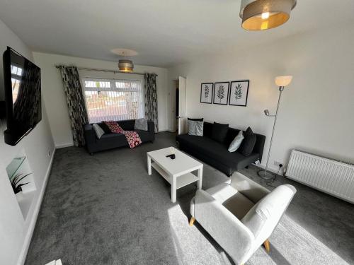 Spacious Family home in great location in Cardiff