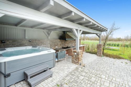 Villa Nana With Pool & Whirlpool - Happy Rentals