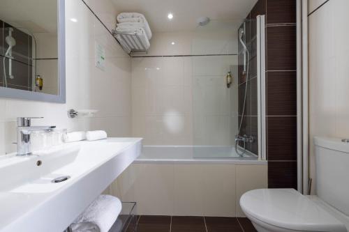 Hotel Elysées Bassano - image 6