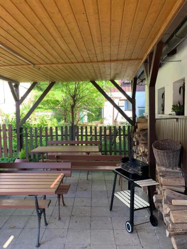 陽台/露台, Apartmán HRANICE - Hřensko (Apartman HRANICE - Hrensko) in 赫任斯克