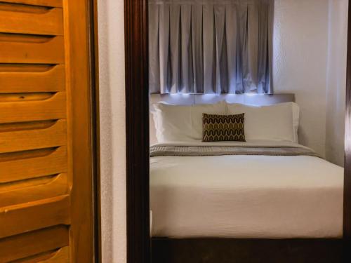 1 double bed