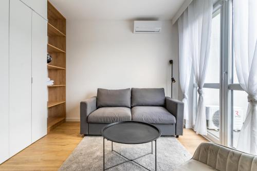 Szurmana Modern Studio by BookingHost, Katowice