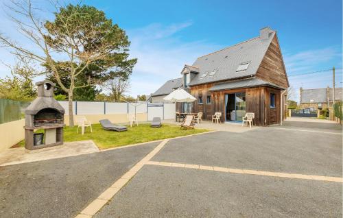 4 Bedroom Gorgeous Home In Cancale