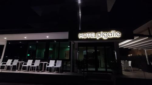 Hotel Pigalle