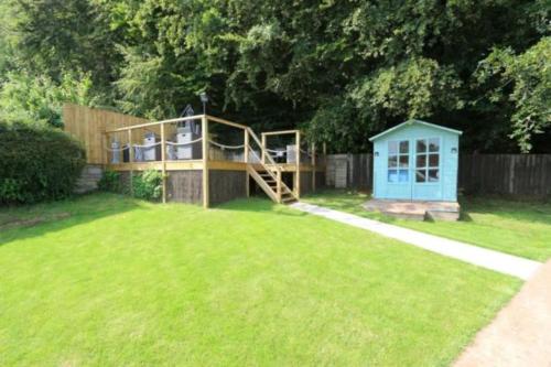 Detached Bungalow Private Hot Tub With Log Burner