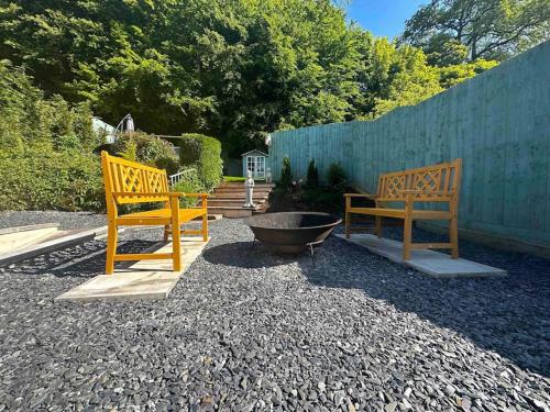 Detached Bungalow Private Hot Tub With Log Burner