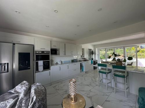 Detached Bungalow Private Hot Tub With Log Burner Detached Bungalow Private Hot Tub With Log Burner