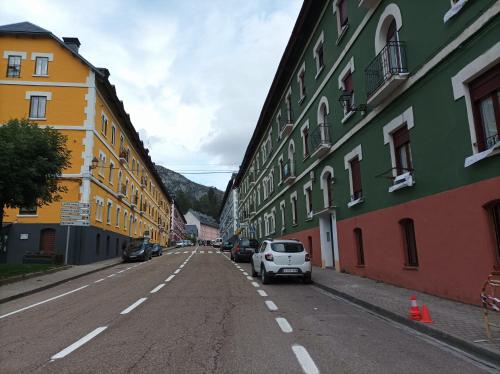 La Moleta AVAIRENT Canfranc Estación