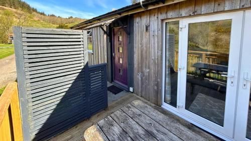 A szálláshely kívülről, Jura in Kilbride