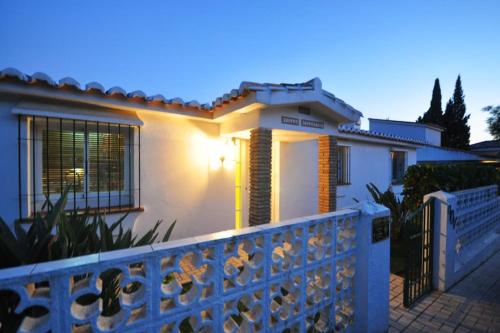 Pemandangan luar, High Quality, Spacious, 4 Bedroom private Villa in La Sierrezuela
