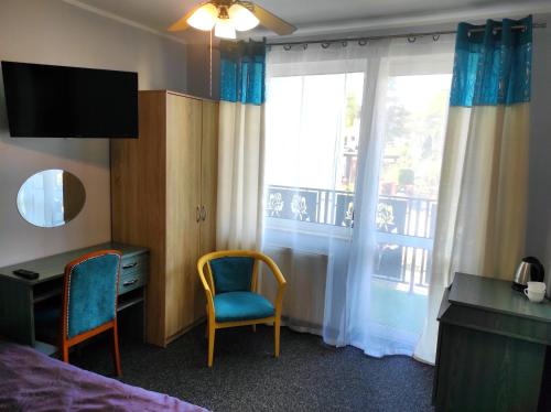 Double Room image 2