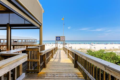 Lake Town Wharf in Panama City (FL)