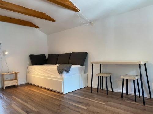 Chalet Studio Apartment with Aircon