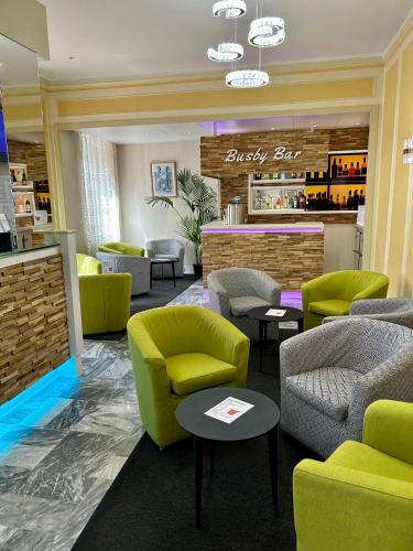 Hotel Busby - image 5