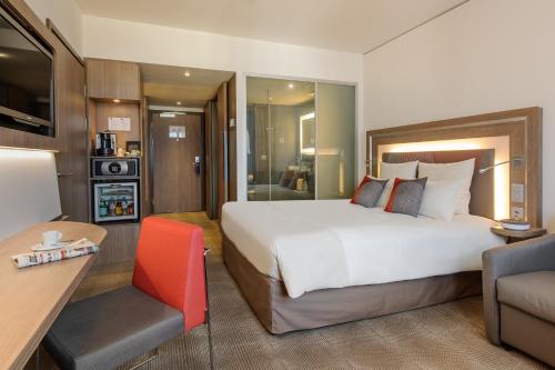 room detail thumbnail 0