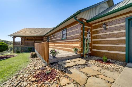 Panoramic Mtn Views Spacious Tennessee Home! in Parrottsville (TN)