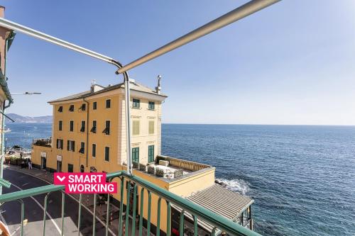 Il Balconcino sul mare di Genova by Wonderful Italy