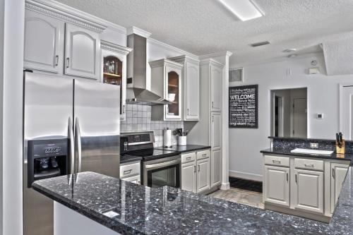 Private Romantic Retreat Mins DWTN Beach - image 10