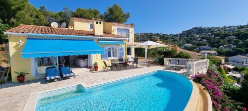 Facilities, Clajo 2461 in Roquebrune-sur-Argens