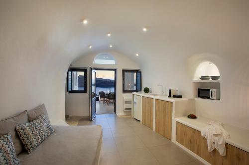 ArmonOia Luxury Caves - image 3