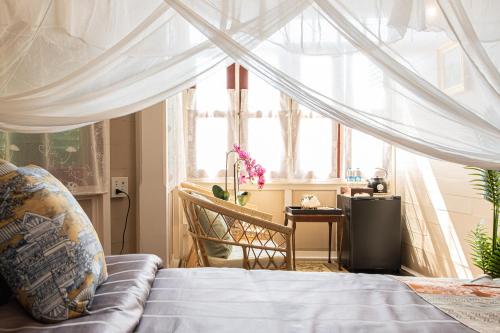 Wallaya Heritage Stay Room Type - Deluxe King Room