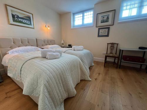 Hafan Hedd – a peaceful retreat in the heart of Aberaeron, sleeps up to 6, dog friendly