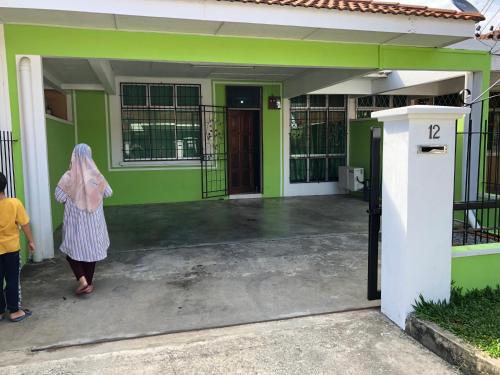 Labuan homestay Cemara dVilla