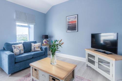 Harbour Heights - 2 Bed Apartment - Milford Haven