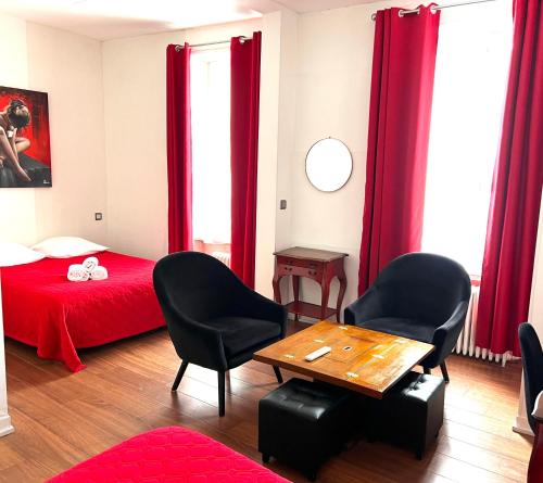 Hôtel de la Gare Room Type - Quadruple Room with Shower