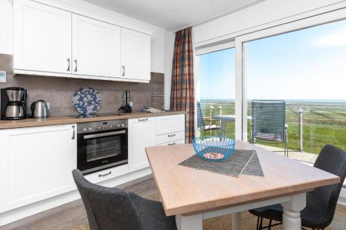 Backbord in Юйст