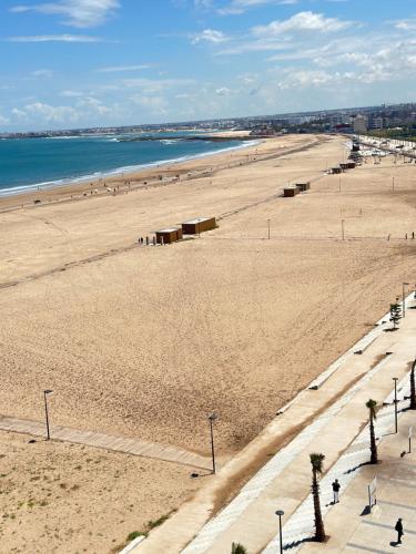 Appartement confortable au corniche in 모하메디아