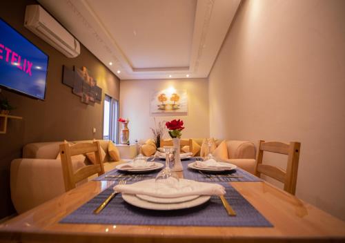 C101- Cosy and stylish apartment with King Size Bed- Belvédère, Casablanca (foto 9)