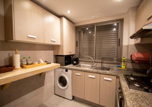 C101- Cosy and stylish apartment with King Size Bed- Belvédère, Casablanca (foto 4)