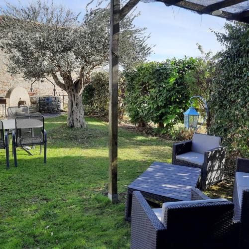 Dārzs, Apartamentos La Borda Castillon in Tierrantona
