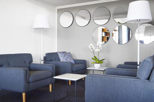 Shared lounge/TV area, HORISONT Hotel & Konference near AUH E301-196 Infektionssygdomme plan 3