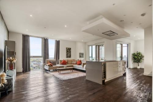 Stunning 360º View Luxurious Penthouse, Londýn (fotografie 2)