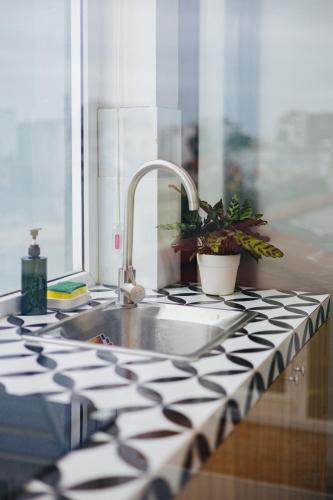 COSY HOUSE - CENTER'S TAY HO - CLOSE THE LAKE - 주방